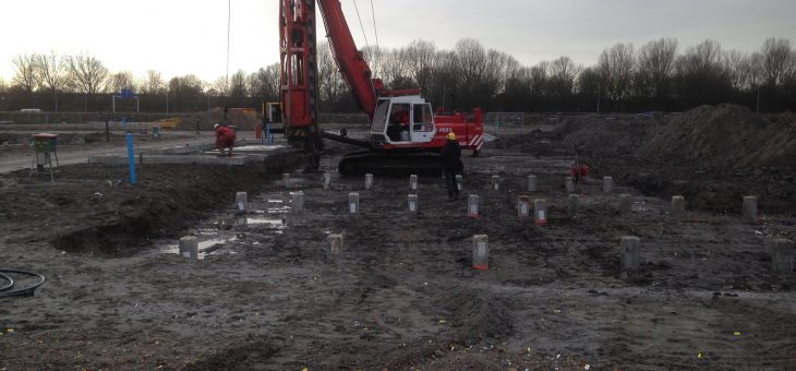 Eerste paal woningen VBM plan Vroonermeer-Noord te Alkmaar